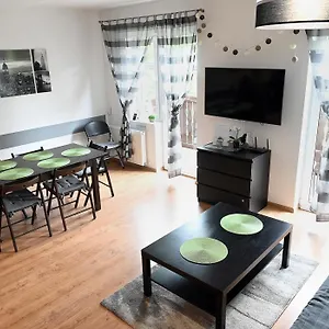 Apartament Dwupoziomowy, Duży Z Garażem I Sauną